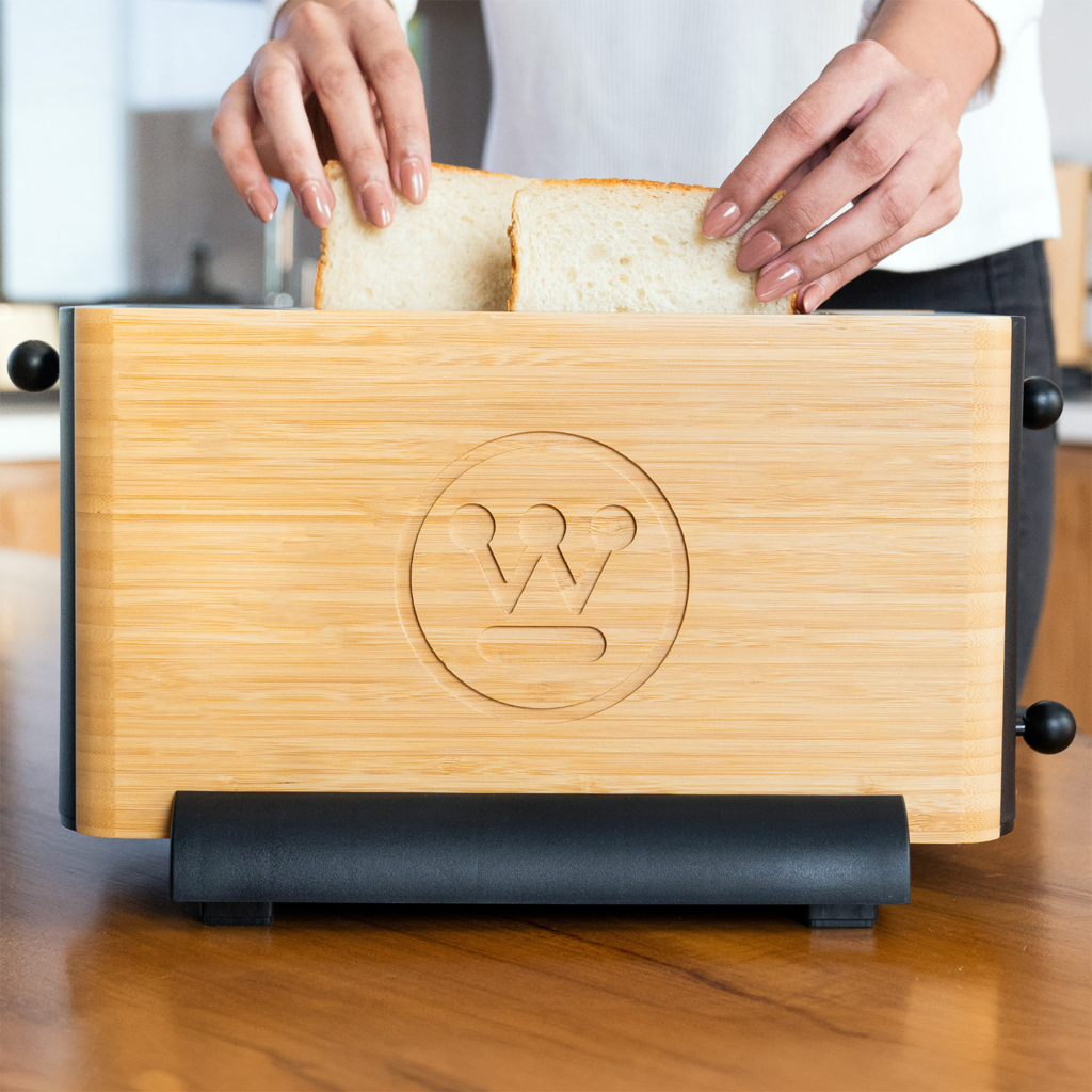 Bamboo Toaster Red Dot 4